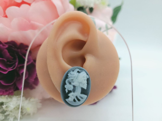 Damen Skelett Ohrstecker oval